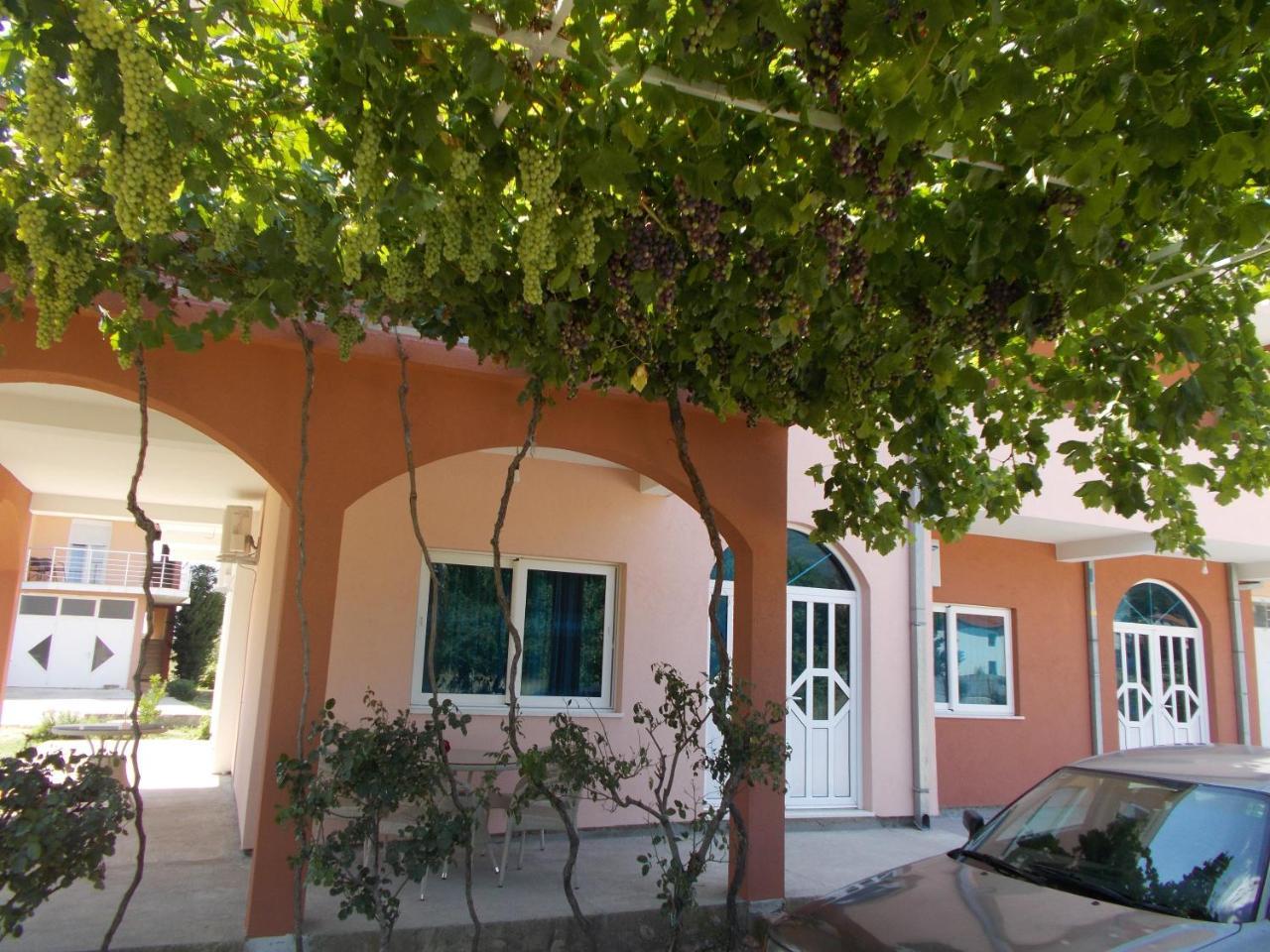 Apartmani Slado Trebinje Kültér fotó